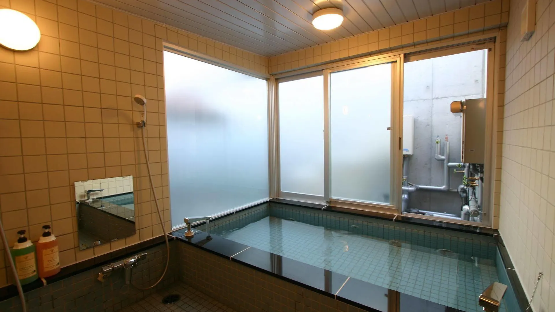 Weekly Sho Hotel Namba Osaka